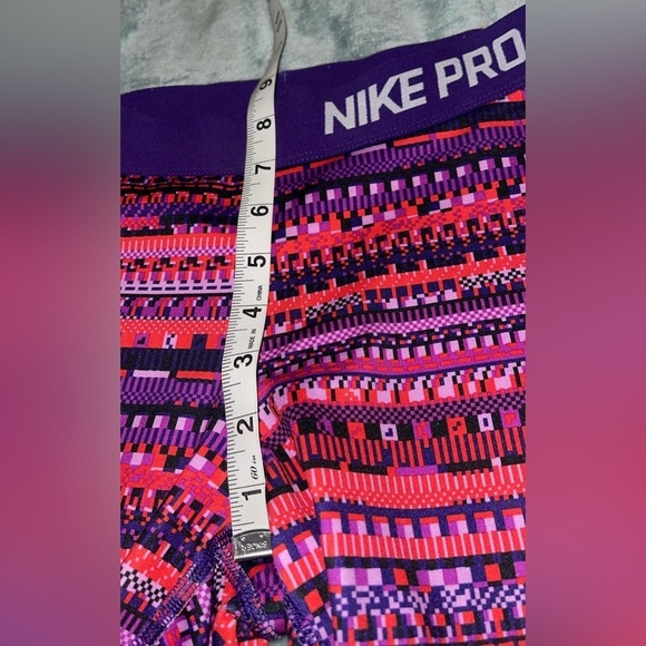 Nike Pro Multicolor Geometric Dri-FIT Leggings Women’s Small - Picture 6 of 11